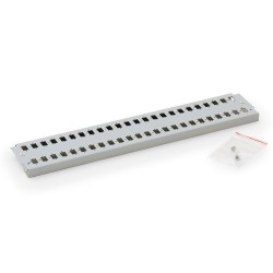 19" čelní panel pro optickou vanu 2U černá