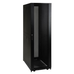 Skříň SmartRack 42U, Š 600mm, Hl 930mm, včetně dveří a bočních panelů