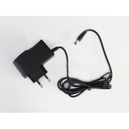 TP-Link Napájecí adaptér s DC konektorem 5,5/2,1mm (9V, 0,85A)