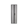 APC NetShelter SV Perforated Split Rear Doors - Dveře regálu - zadní - černá - 42U - pro P/N: NBPD0160A, NBWL0355A