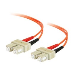 C2G Low-Smoke Zero-Halogen - Patch kabel - SC několik režimů (M) do SC několik režimů (M) - 2 m - 2 m - optické vlákno - 50 /
