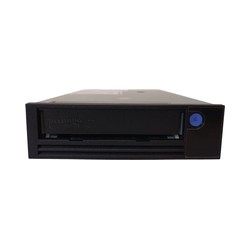 Quantum LTO-7 Tape Drive SAS Ext Kit/HH 1X Media 1X Clean SFF8088