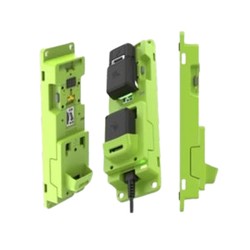 RS5100/RS6100 2 Bay Charger Shim to use with battery. 1 Shim included.