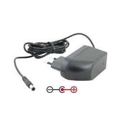 AVACOM napájecí adaptér univerzální 12V 2A 24W konektor 5,5mm x 2,5mm plus pól uprostřed