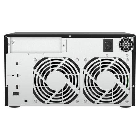 QNAP TL-D810TC4
