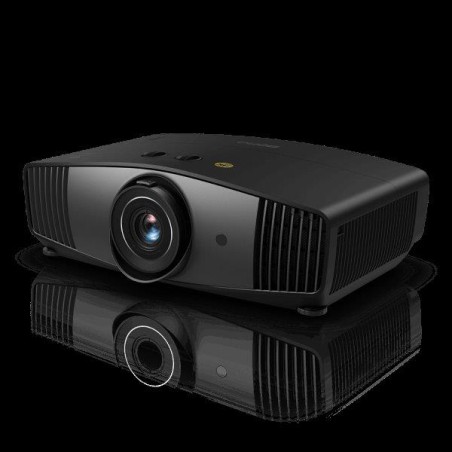 BenQ DLP Projektor W5700, 3840x2160 4K/1.36 ~ 2.18/1800 ANSI lm/100000:1/2xHDMI/USB/CinematicColor