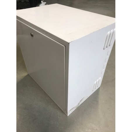 Rozvaděč 19 " 3U+3U / 200mm - POUŽITÝ