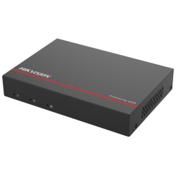 Hikvision 4 kanálový NVR pro IP kamery 1x SSD 2TB PoE