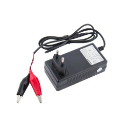 Nabíječka WILSTAR 12V/0,8A pro olověné AGM/GEL akumulátory (3 - 10Ah)