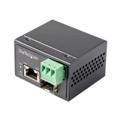 StarTech.com PoE+ Industrial Fiber to Ethernet Media Converter 30W, SFP to RJ45, Singlemode/Multimode Fiber Optic to Copper