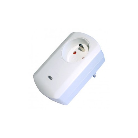 Bezdrátová zásuvka se stmíváním TKB, 300W, Z-Wave