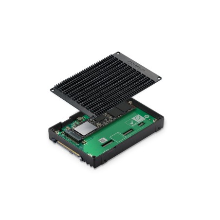 QNAP adaptér QDA-UMP4A (1x M.2 2280 PCIe 4.0 x4 NVMe SSD slot v 2,5" U.2 PCIe 4.0 NVMe SSD rámečku)
