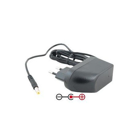 Napájecí adaptér univerzální 15V 1.6A 24W konektor 5,5mm x 2,1mm plus pól uprostřed