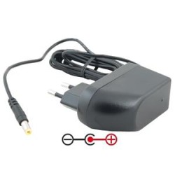 Napájecí adaptér univerzální 18V 1,33A 24W konektor 5,5mm x 2,1mm plus pól uprostřed