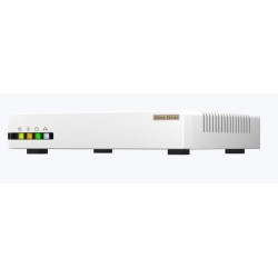 QNAP SD-WAN router QHora-321 (4jádrový procesor, 4GB DDR4 RAM, 6x 2,5GbE)